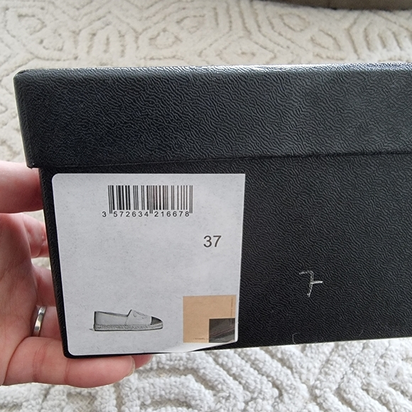 Authentic Chanel espadrilles - Picture 11 of 11